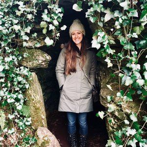 Meet your Posher, Lee